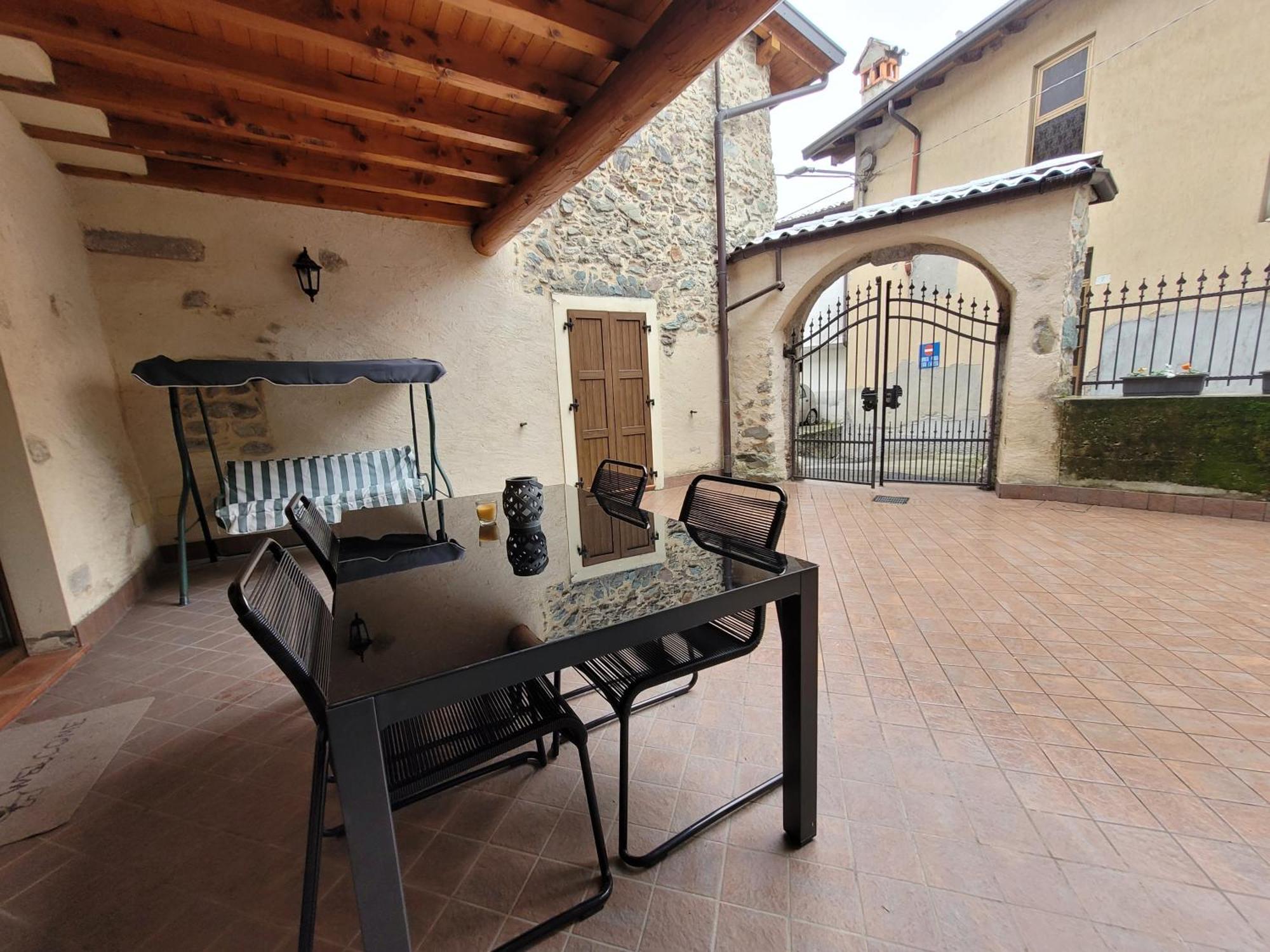 La Casa Sull' Altopiano Mountain Lake Iseo Hospitality ボッシコ エクステリア 写真